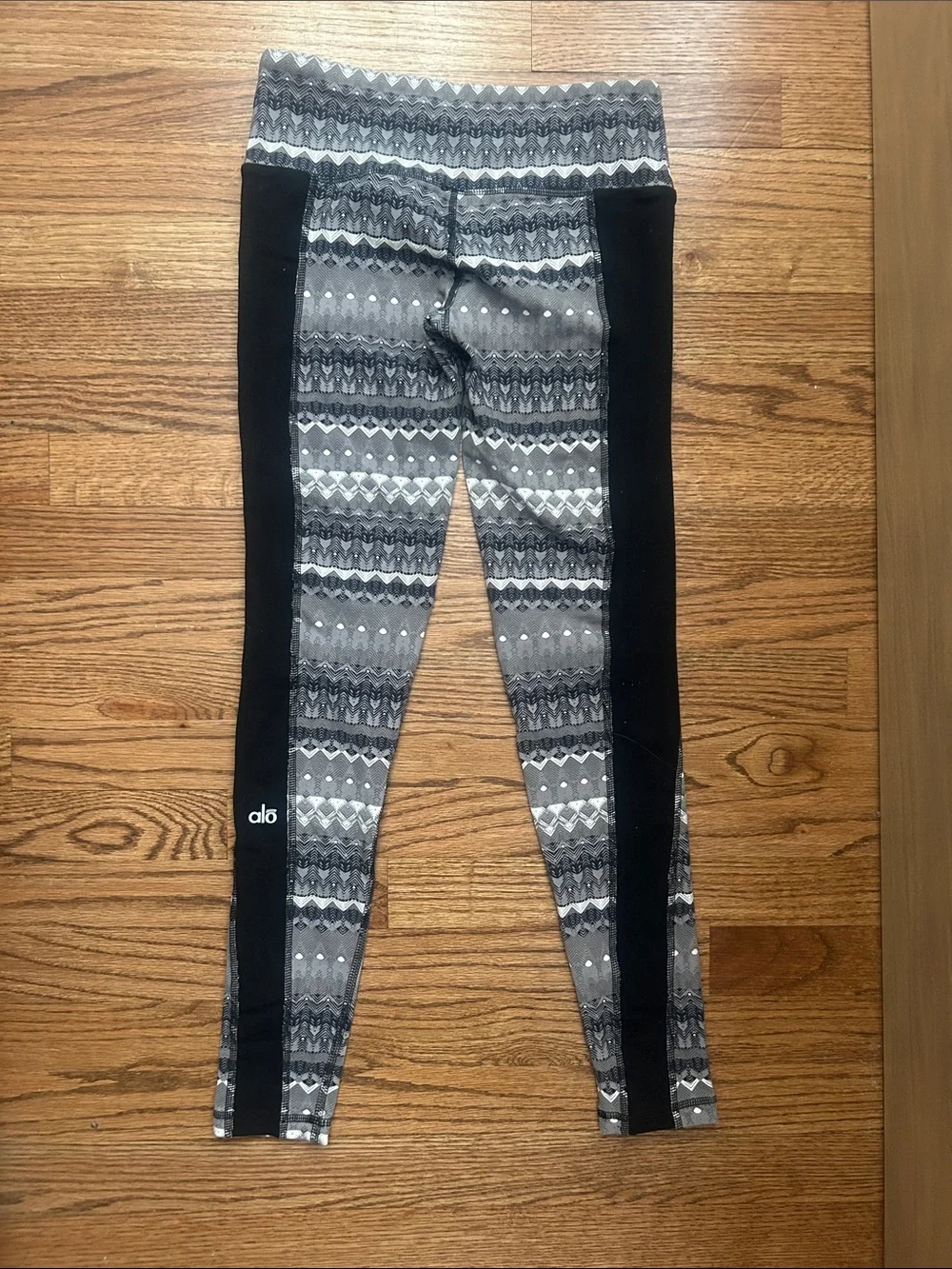 ALO Yoga Illusion 3 MR Leggings Sz Small
